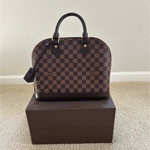 Authentic Louis Vuitton Brown Damier Ebene Alma PM Handbag